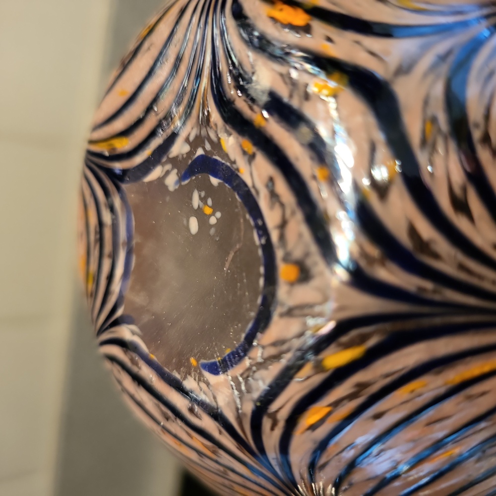 Hand Blown Feather Pull Art Glass Vase 7.25" - Picture 8 of 10